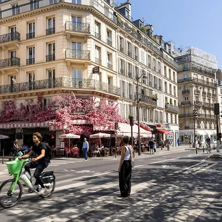 Emile Le Marais Otel 3*