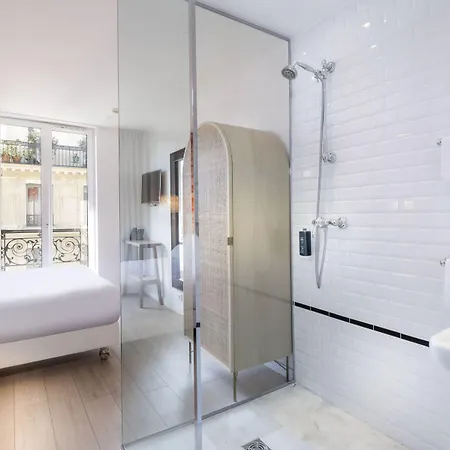 Emile Le Marais Hotel 3*