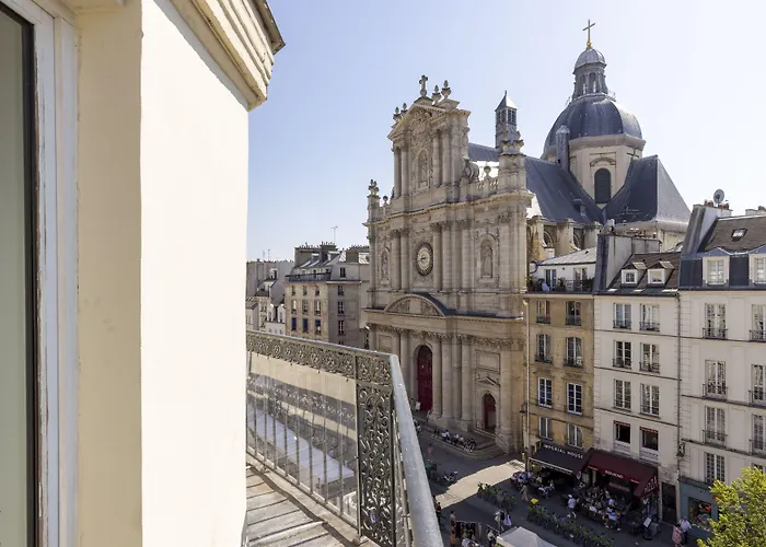 Emile Le Marais Otel 3*