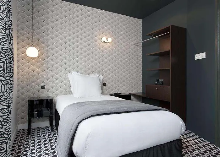 Emile Le Marais Hotel 3*