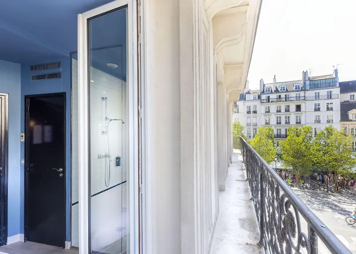 Emile Le Marais Hotel 3*